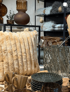 Ännu mer nytt har kommit in i butiken. Höstens toner och små detaljer som sätter känslan just nu.⁠⁠